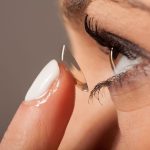 Benefits and Side effects of wearing contact lenses